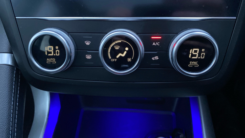 Renault Kadjar 1.3 TCE GT Line 5dr Petrol Hatchback